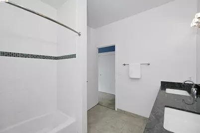 1555 32nd St #4, Oakland, CA 94608 - Photo 33