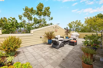 1555 32nd St #4, Oakland, CA 94608 - Photo 45