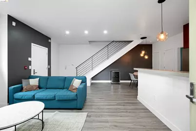 1555 32nd St #4, Oakland, CA 94608 - Photo 13