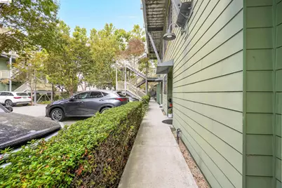 1555 32nd St #4, Oakland, CA 94608 - Photo 59