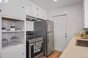 5800 48th Ave, Sacramento, CA 95823 - Photo 5