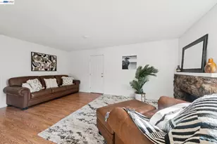 33136 Arizona, Union City, CA 94587 - Photo 15
