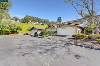 131 Ironwood, Oakland, CA 94605 - Photo 5