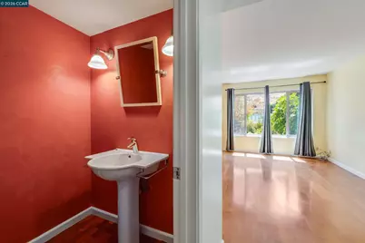 131 Ironwood, Oakland, CA 94605 - Photo 19