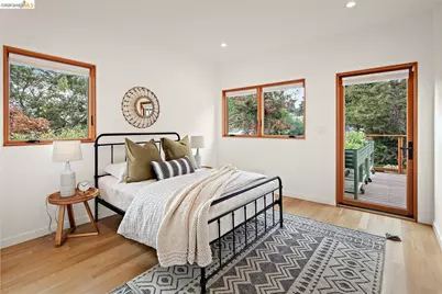2241 Glen Ave, Berkeley, CA 94709 - Photo 23
