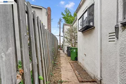 3148 California St, Oakland, CA 94602 - Photo 29