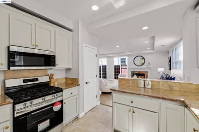1015 Greenbrier Ct, San Leandro, CA 94577 - Photo 7