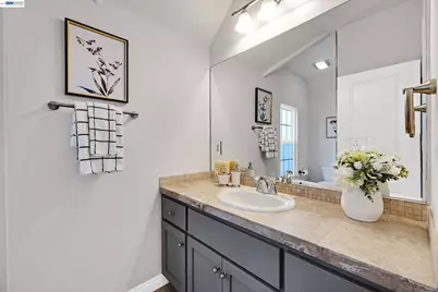 1015 Greenbrier Ct, San Leandro, CA 94577 - Photo 13