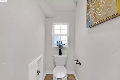 1015 Greenbrier Ct, San Leandro, CA 94577 - Photo 9
