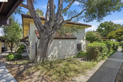 205 Del Valle Cir, El Sobrante, CA 94803 - Photo 25