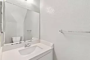 205 Del Valle Cir, El Sobrante, CA 94803 - Photo 11