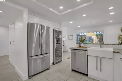 4826 La Fiesta Pl, San Jose, CA 95129 - Photo 21