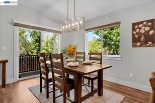 2584 Reservoir Ln, Redding, CA 96002 - Photo 11