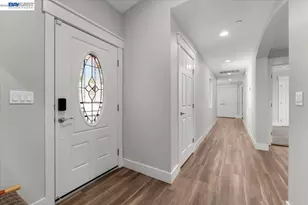 2584 Reservoir Ln, Redding, CA 96002 - Photo 5