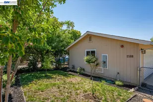 2584 Reservoir Ln, Redding, CA 96002 - Photo 53