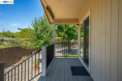 2584 Reservoir Ln, Redding, CA 96002 - Photo 37