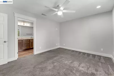 2584 Reservoir Ln, Redding, CA 96002 - Photo 23
