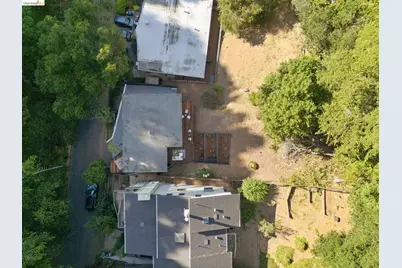 6334 Doran Dr, Oakland, CA 94611 - Photo 59