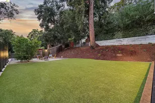 915 Grosvenor Pl, Oakland, CA 94610 - Photo 67