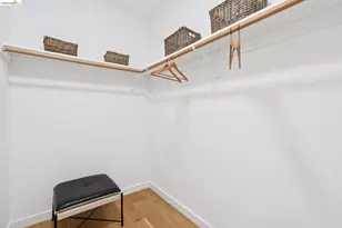 915 Grosvenor Pl, Oakland, CA 94610 - Photo 31