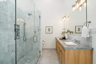 915 Grosvenor Pl, Oakland, CA 94610 - Photo 29