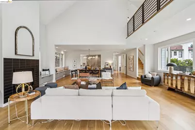 915 Grosvenor Place, Oakland, CA 94610 - Photo 69