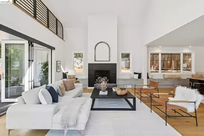 915 Grosvenor Place, Oakland, CA 94610 - Photo 9