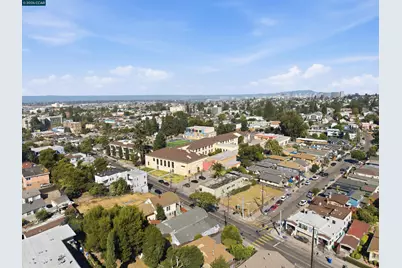 2150 35th Ave, Oakland, CA 94601 - Photo 41