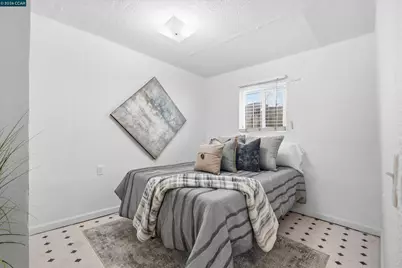 2150 35th Ave, Oakland, CA 94601 - Photo 17