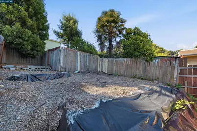 2150 35th Ave, Oakland, CA 94601 - Photo 35