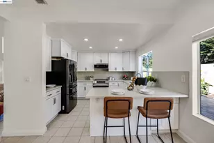 4290 Tiburon Dr, Fremont, CA 94555 - Photo 9