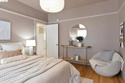 590 66th St, Oakland, CA 94609 - Photo 25
