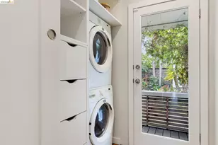 590 66th St, Oakland, CA 94609 - Photo 31