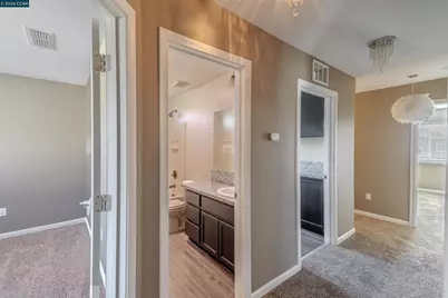 723 Phillipi Way, Sacramento, CA 95838 - Photo 17