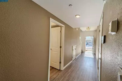 723 Phillipi Way, Sacramento, CA 95838 - Photo 5