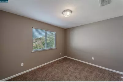 723 Phillipi Way, Sacramento, CA 95838 - Photo 25