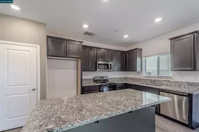 723 Phillipi Way, Sacramento, CA 95838 - Photo 11
