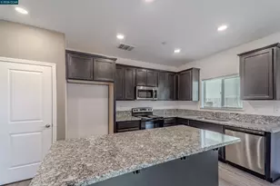 723 Phillipi Wy., Sacramento, CA 95838 - Photo 11