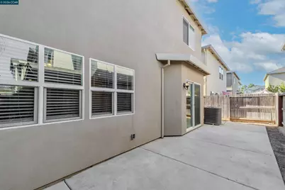 723 Phillipi Way, Sacramento, CA 95838 - Photo 31
