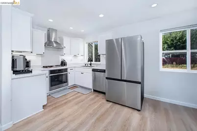 4585 Summer Ave, Olivehurst, CA 95961 - Photo 11