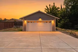 4585 Summer Ave, Olivehurst, CA 95961 - Photo 3