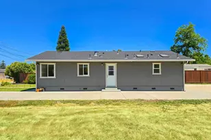 4585 Summer Ave, Olivehurst, CA 95961 - Photo 7