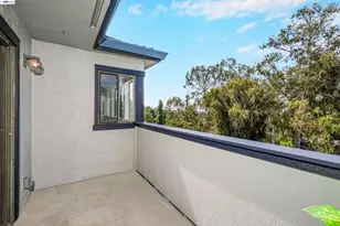 945 Fletcher Ln, Hayward, CA 94544 - Photo 27