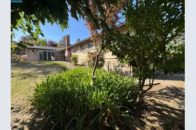 1167 Larch Ave, Moraga, CA 94556 - Photo 15
