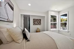 6077 Skyline Blvd, Oakland, CA 94611 - Photo 27