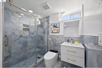 6077 Skyline Blvd, Oakland, CA 94611 - Photo 29