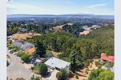 6077 Skyline Blvd, Oakland, CA 94611 - Photo 43