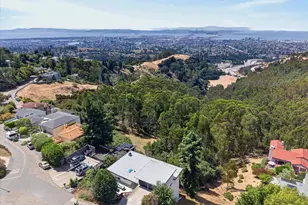 6077 Skyline Blvd, Oakland, CA 94611 - Photo 43