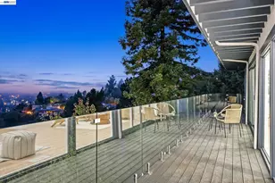6077 Skyline Blvd, Oakland, CA 94611 - Photo 9