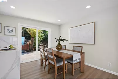 6077 Skyline Blvd, Oakland, CA 94611 - Photo 21